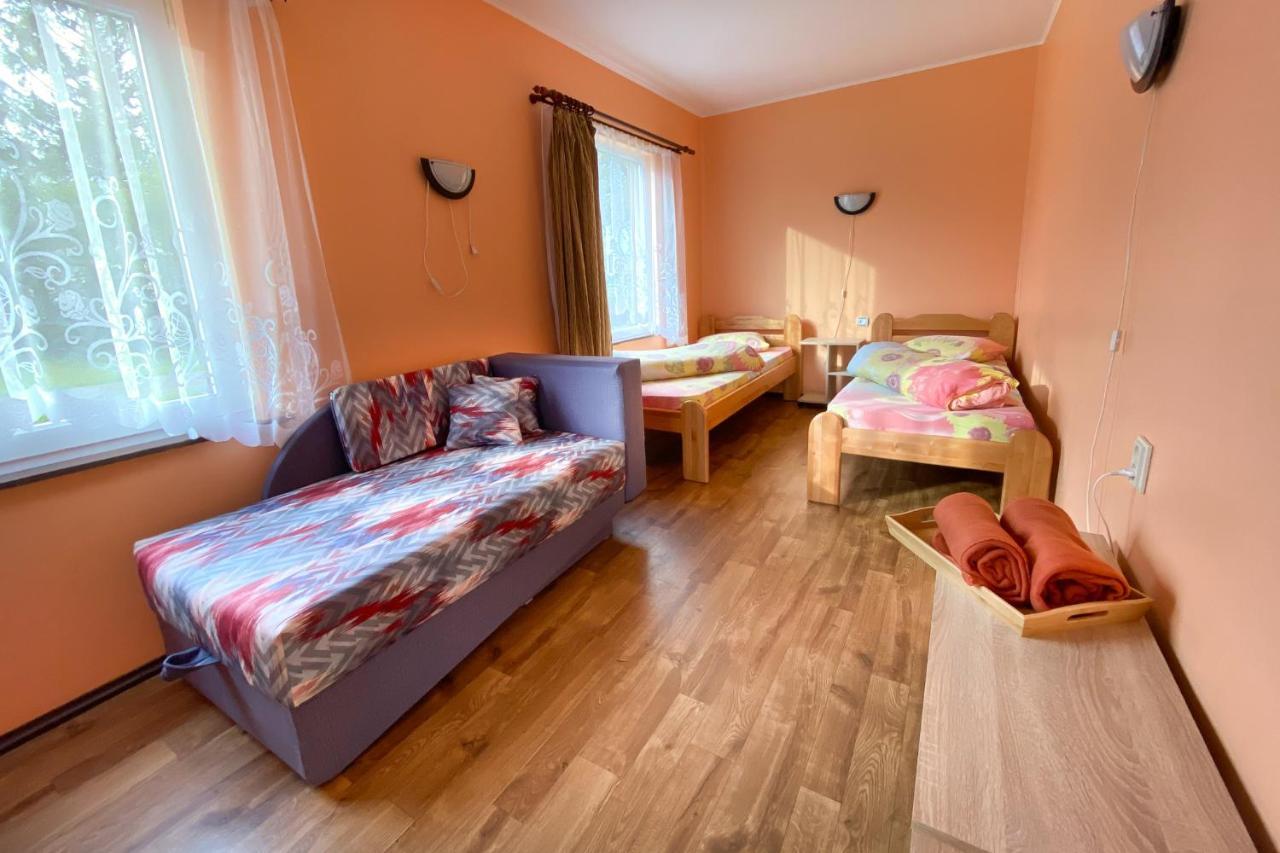 Ergli Hotel แบร์นาติ ภายนอก รูปภาพ