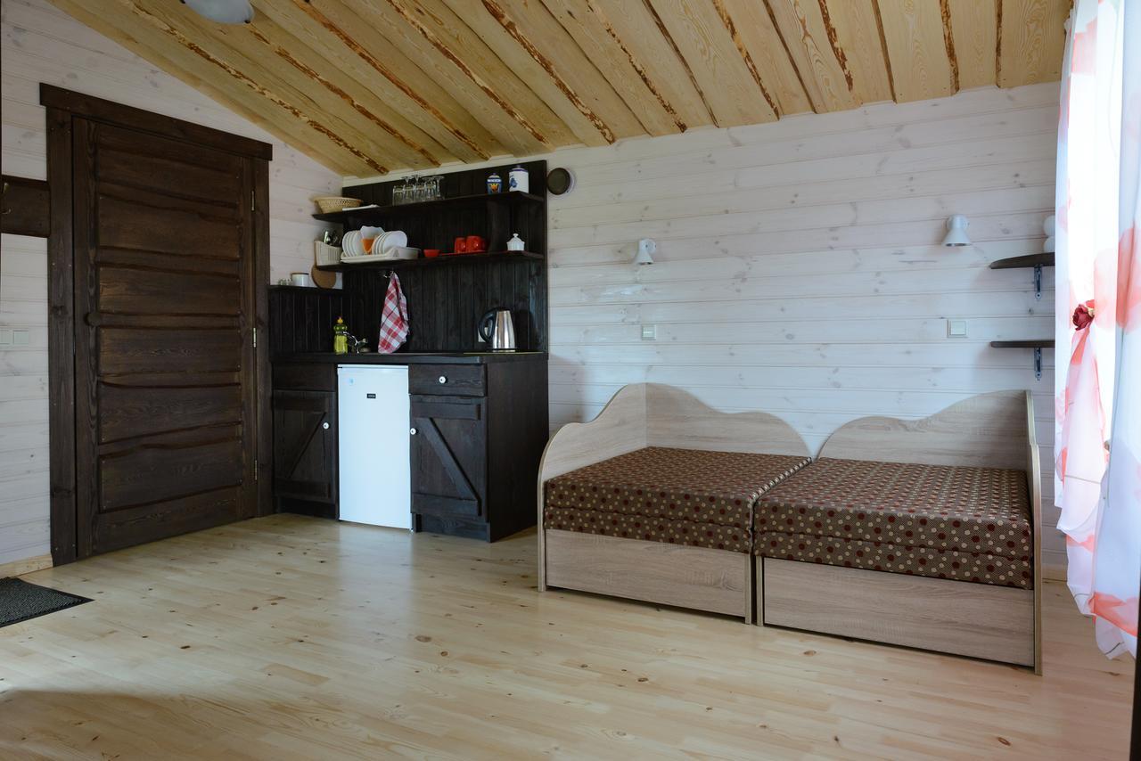 Ergli Hotel แบร์นาติ ภายนอก รูปภาพ