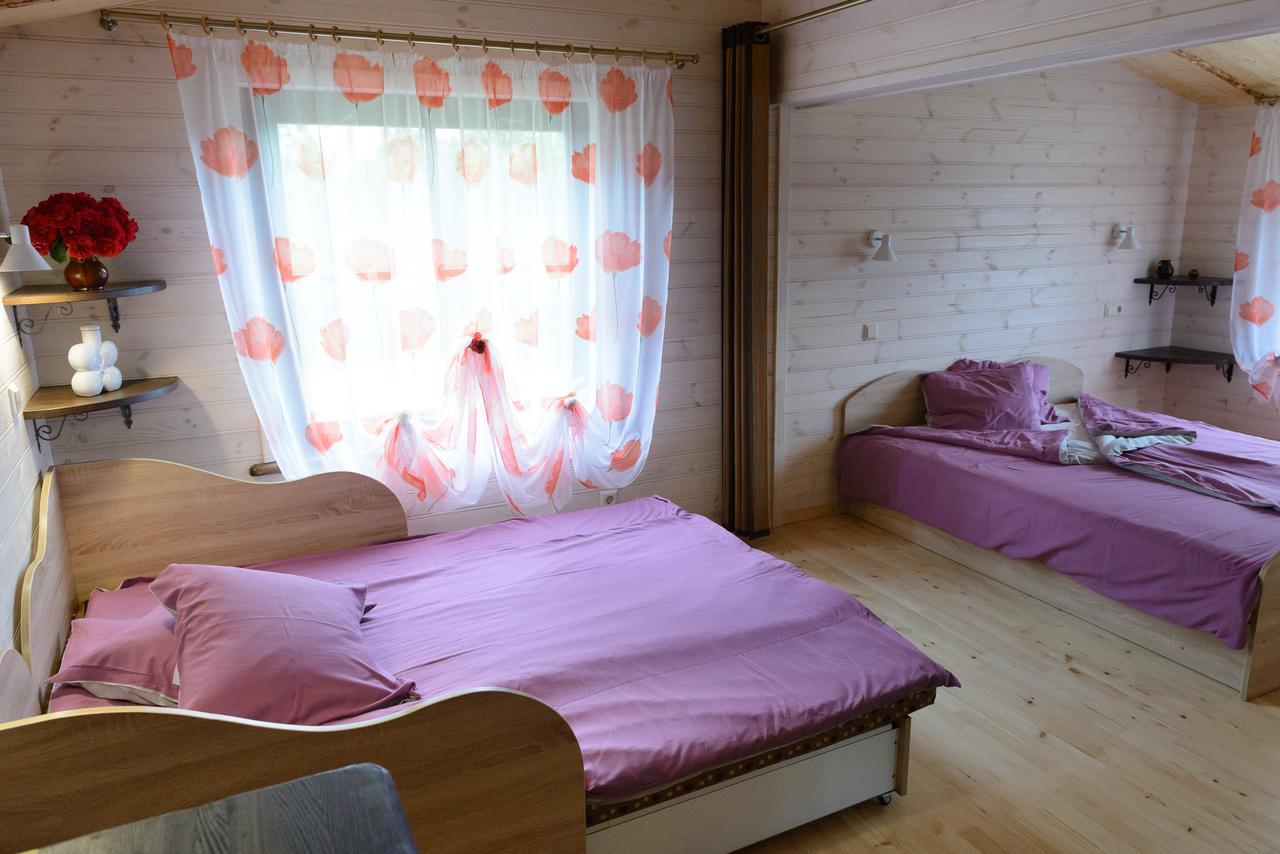 Ergli Hotel แบร์นาติ ภายนอก รูปภาพ