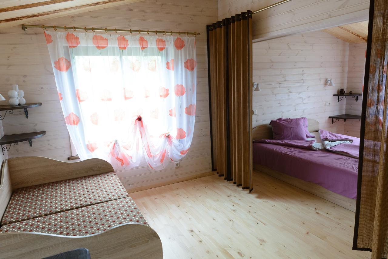 Ergli Hotel แบร์นาติ ภายนอก รูปภาพ